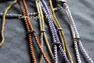 Showleine Satin nach Wunsch mit Karabiner und exklusivem Perlendesign