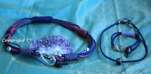 Schmuckhalsband Violett-Töne